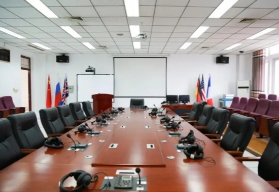 大型會議同傳翻譯的技巧和流程